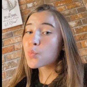 Meet your Posher, Ashlynn